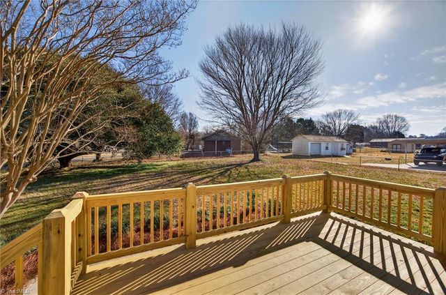 325 Log Barn Road, Salisbury, NC 28146