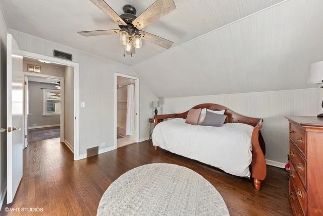 540 S Evergreen Avenue, Arlington Heights, IL 60005