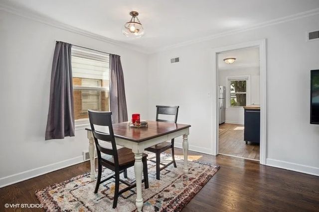 540 S Evergreen Avenue, Arlington Heights, IL 60005