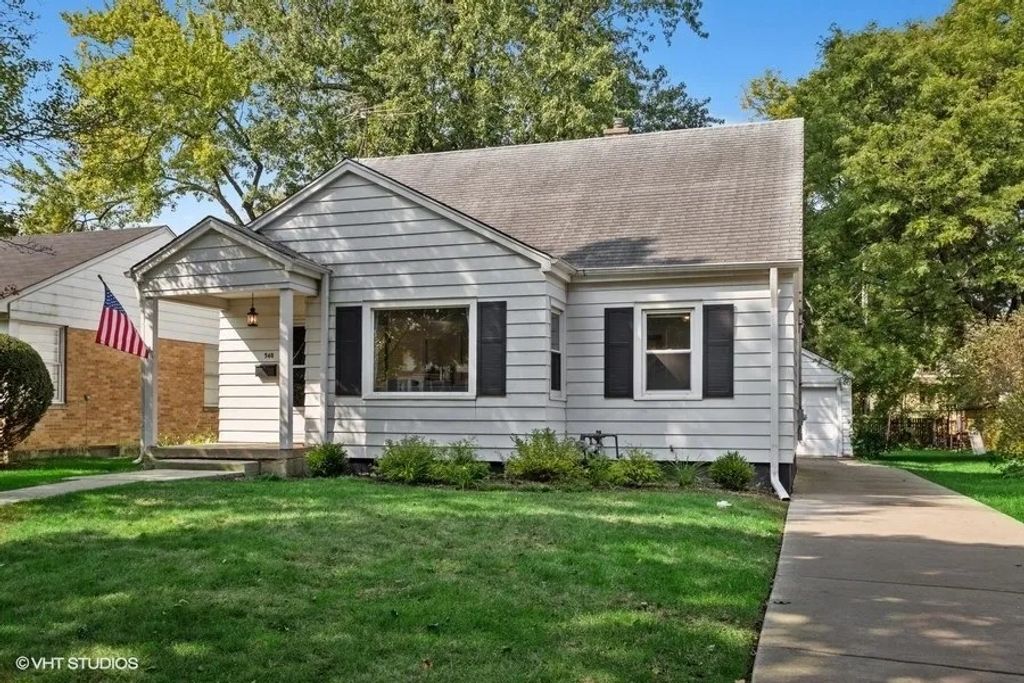 540 S Evergreen Avenue, Arlington Heights, IL 60005