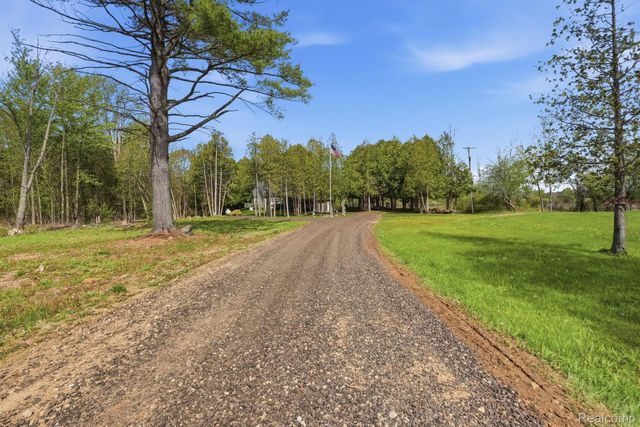 1615 N Five Lakes Road, Mayfield Township, MI 48412