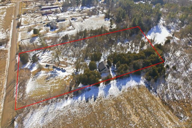 1615 N Five Lakes Road, Mayfield Township, MI 48412