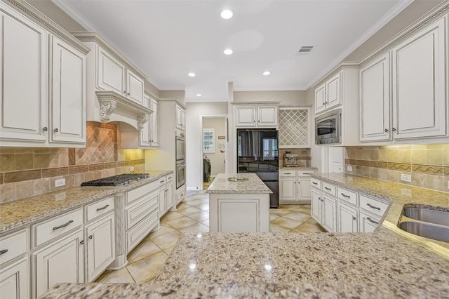 4516 Estella Court, League City, TX 77573