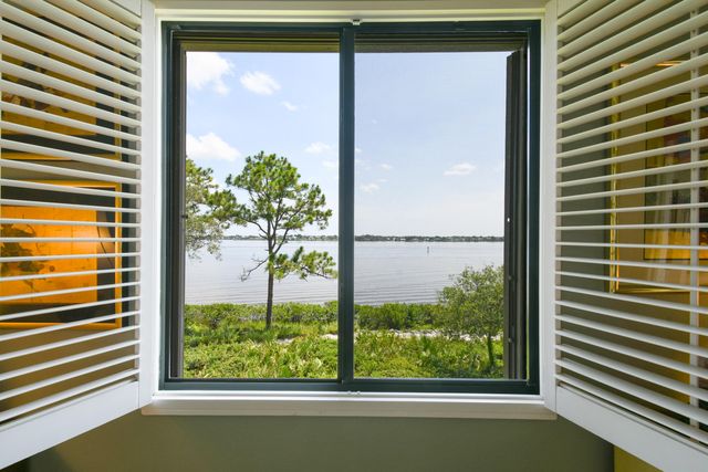 2536 NW Seagrass Drive 2a, Palm City, FL 34990