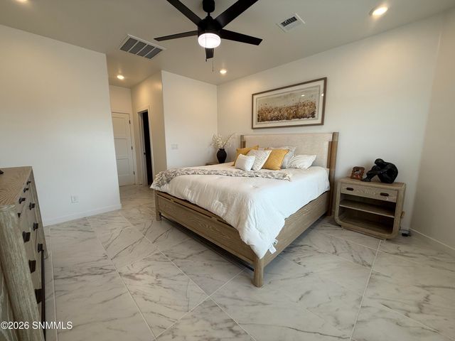 3724 Daybreak Street, Las Cruces, NM 88012