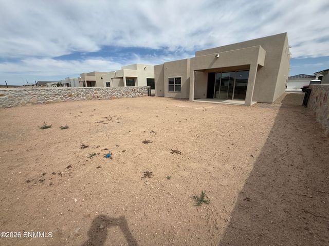 3724 Daybreak Street, Las Cruces, NM 88012