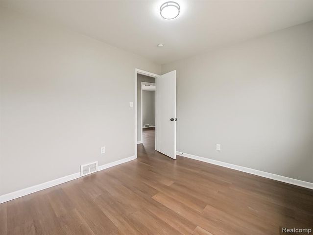 11780 Haggerty Road, Belleville, MI 48111