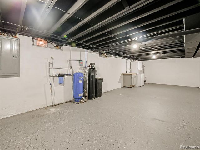 11780 Haggerty Road, Belleville, MI 48111