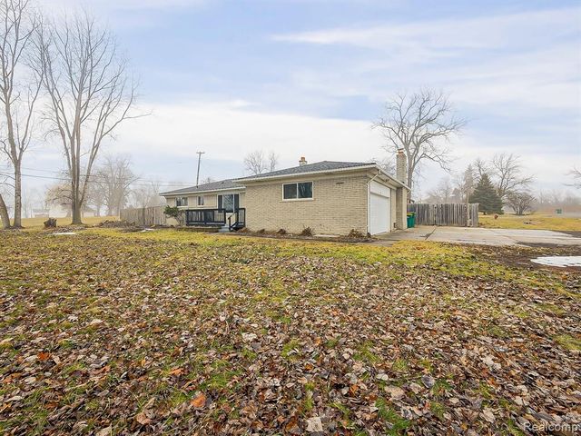 11780 Haggerty Road, Belleville, MI 48111