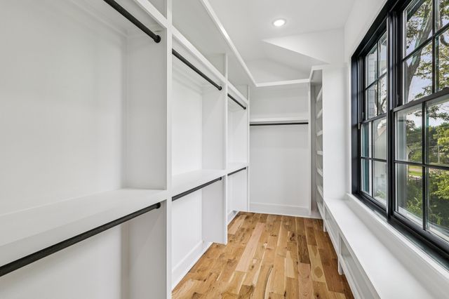 5205 Williamsburg Rd, Brentwood, TN 37027