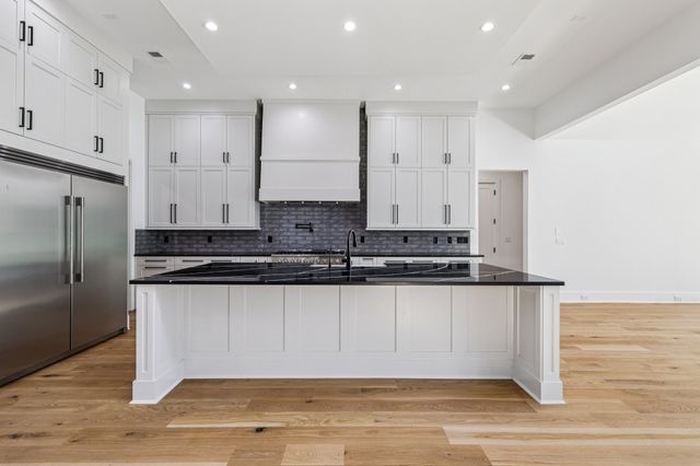 5205 Williamsburg Rd, Brentwood, TN 37027