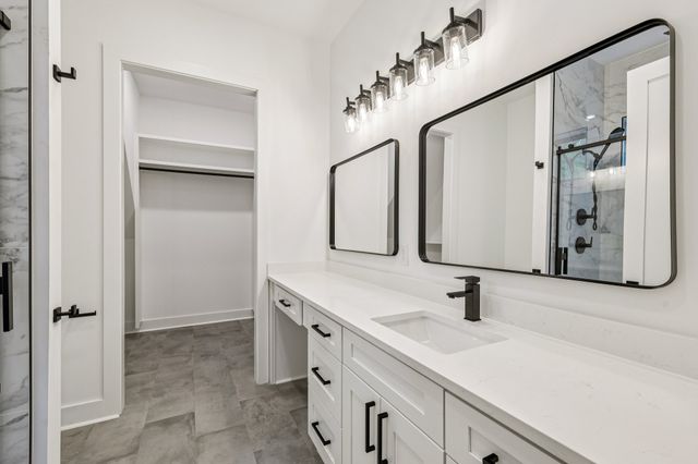 5205 Williamsburg Rd, Brentwood, TN 37027