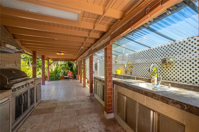 7941 SW 18th Ter, Miami, FL 33155