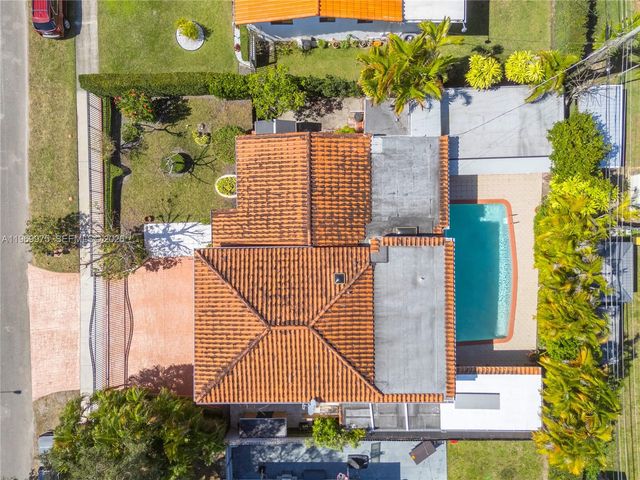 7941 SW 18th Ter, Miami, FL 33155