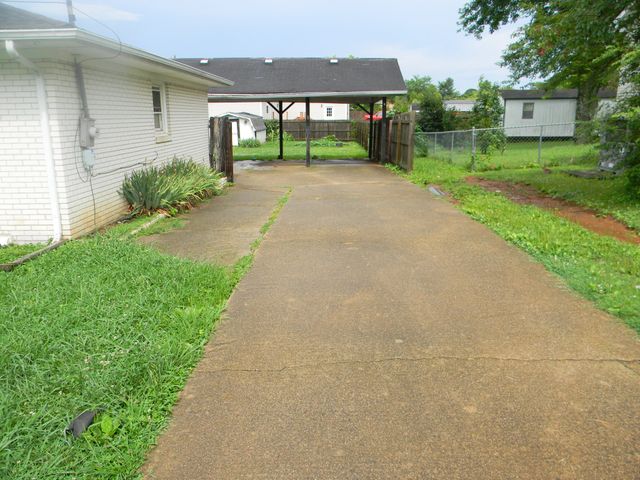 404 Shadow Dr, N, Shelbyville, TN 37160