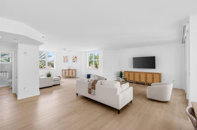 500 SE Mizner Boulevard SE A311, Boca Raton, FL 33432