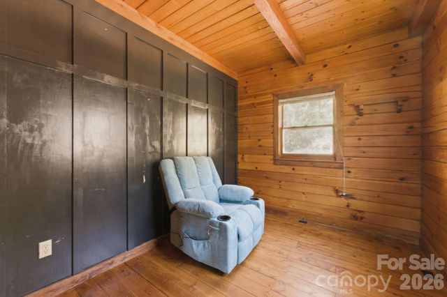 1837 E Alarka Road, Bryson City, NC 28713