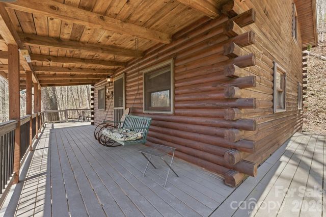 1837 E Alarka Road, Bryson City, NC 28713