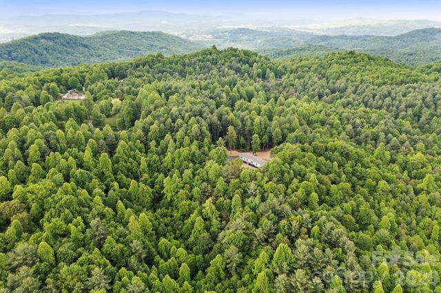 9999 Kira Lane 3,4,5, Hendersonville, NC 28739