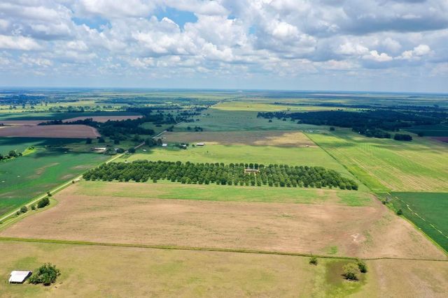 2523 S Cr 267, Elm Grove, TX 77434