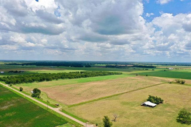 2523 S Cr 267, Elm Grove, TX 77434