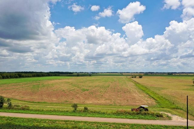 2523 S Cr 267, Elm Grove, TX 77434