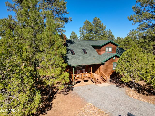 2526 CHIRICAHUA Drive, Show Low, AZ 85901