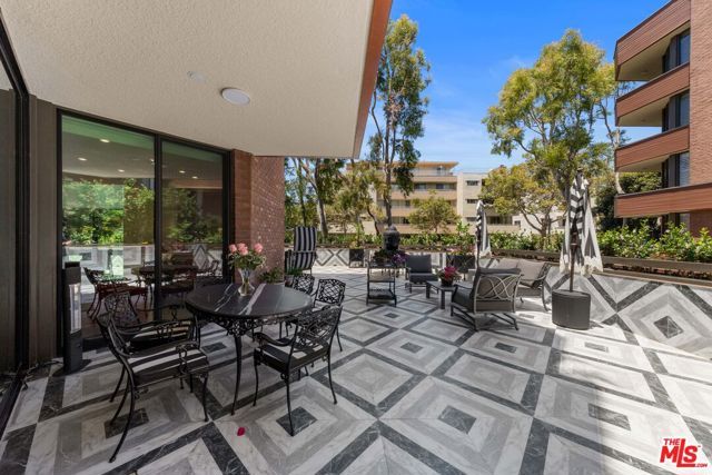 300 N Swall Drive 158, Beverly Hills, CA 90211