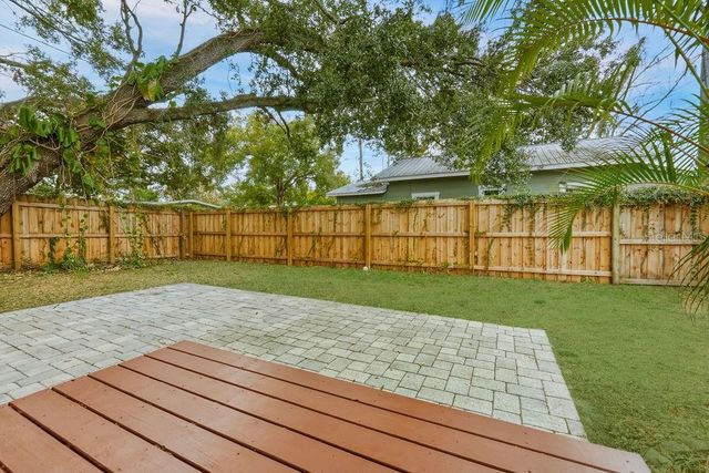 4102 N CENTRAL AVENUE, Tampa, FL 33603