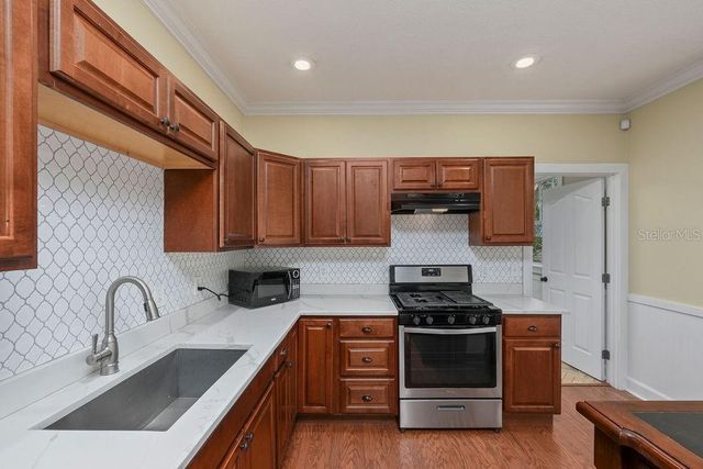 4102 N CENTRAL AVENUE, Tampa, FL 33603