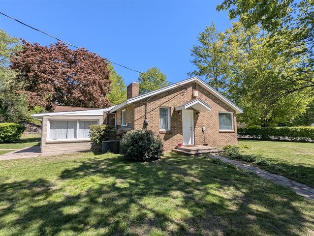 201 Randolph Street, Bangor, MI 49013