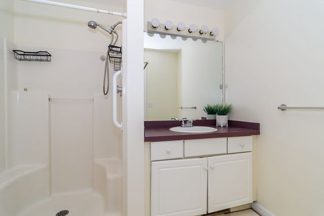 16 Willow St 16, Natick, MA 01760