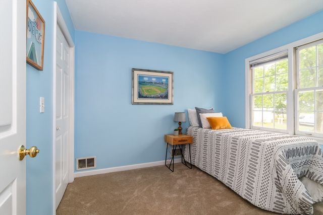 16 Willow St 16, Natick, MA 01760