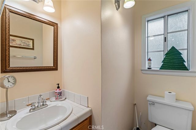 1285 Yukon Drive, Lake Arrowhead, CA 92352