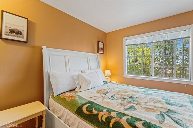 1285 Yukon Drive, Lake Arrowhead, CA 92352