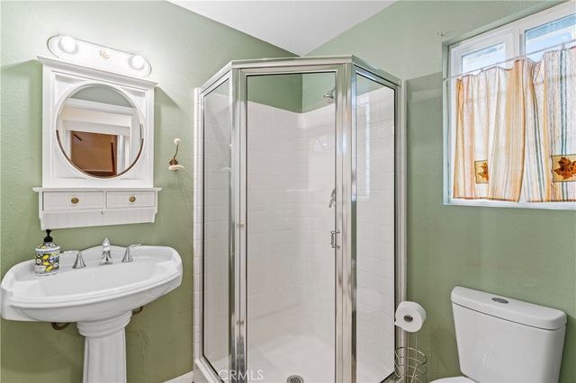 1285 Yukon Drive, Lake Arrowhead, CA 92352