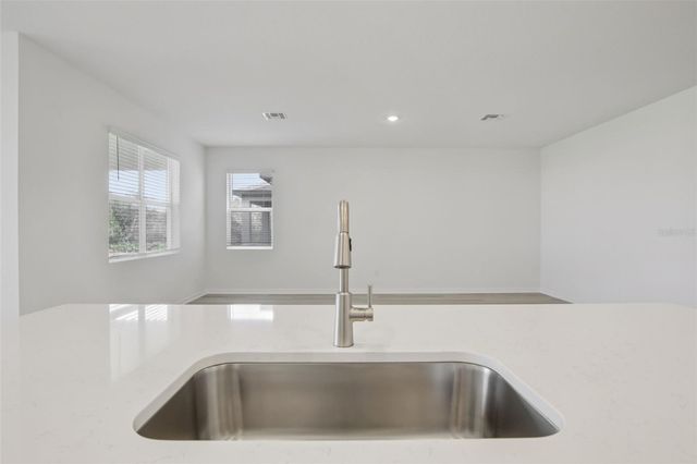 9012 VENETIA COURT, Palmetto, FL 34221
