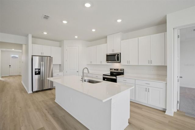 9012 VENETIA COURT, Palmetto, FL 34221