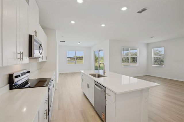 9012 VENETIA COURT, Palmetto, FL 34221
