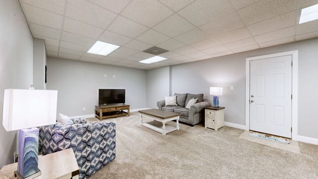 44 Rocky Hollow Dr, Winchester, TN 37398