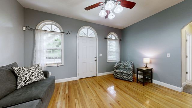 44 Rocky Hollow Dr, Winchester, TN 37398