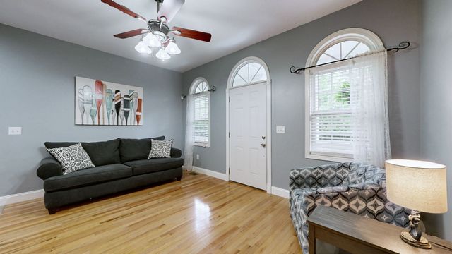 44 Rocky Hollow Dr, Winchester, TN 37398