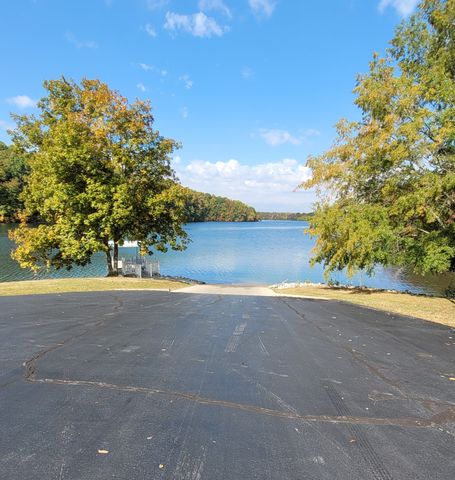 44 Rocky Hollow Dr, Winchester, TN 37398