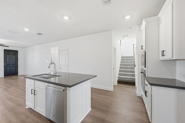 108 North Sky Drive, Celina, TX 75009