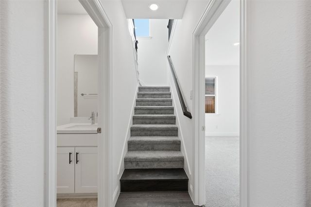 108 North Sky Drive, Celina, TX 75009