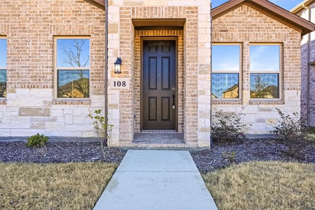 108 North Sky Drive, Celina, TX 75009