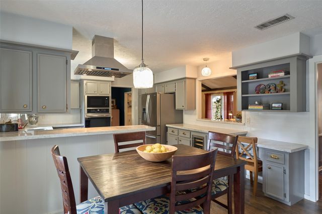 17022 Hill View Lane, Spring, TX 77379