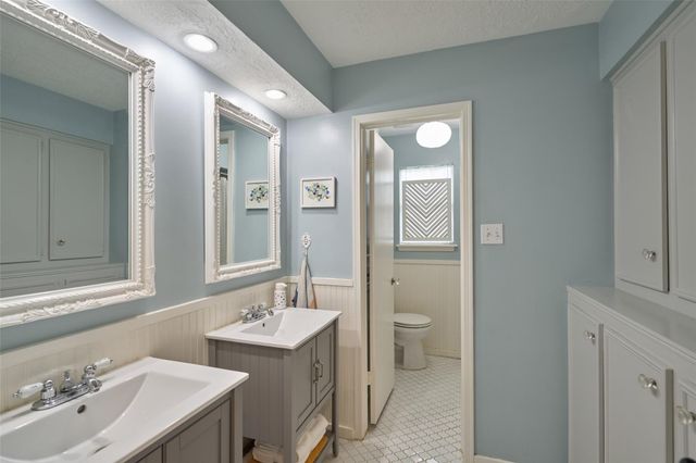 17022 Hill View Lane, Spring, TX 77379
