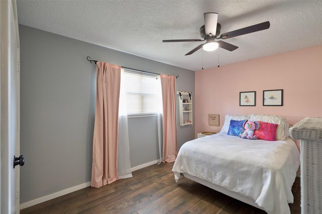 17022 Hill View Lane, Spring, TX 77379