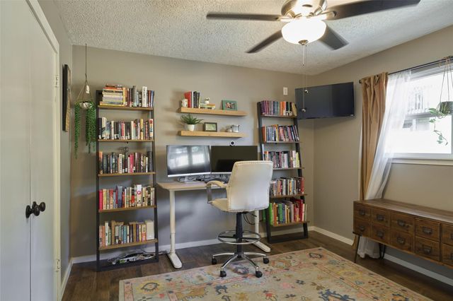 17022 Hill View Lane, Spring, TX 77379